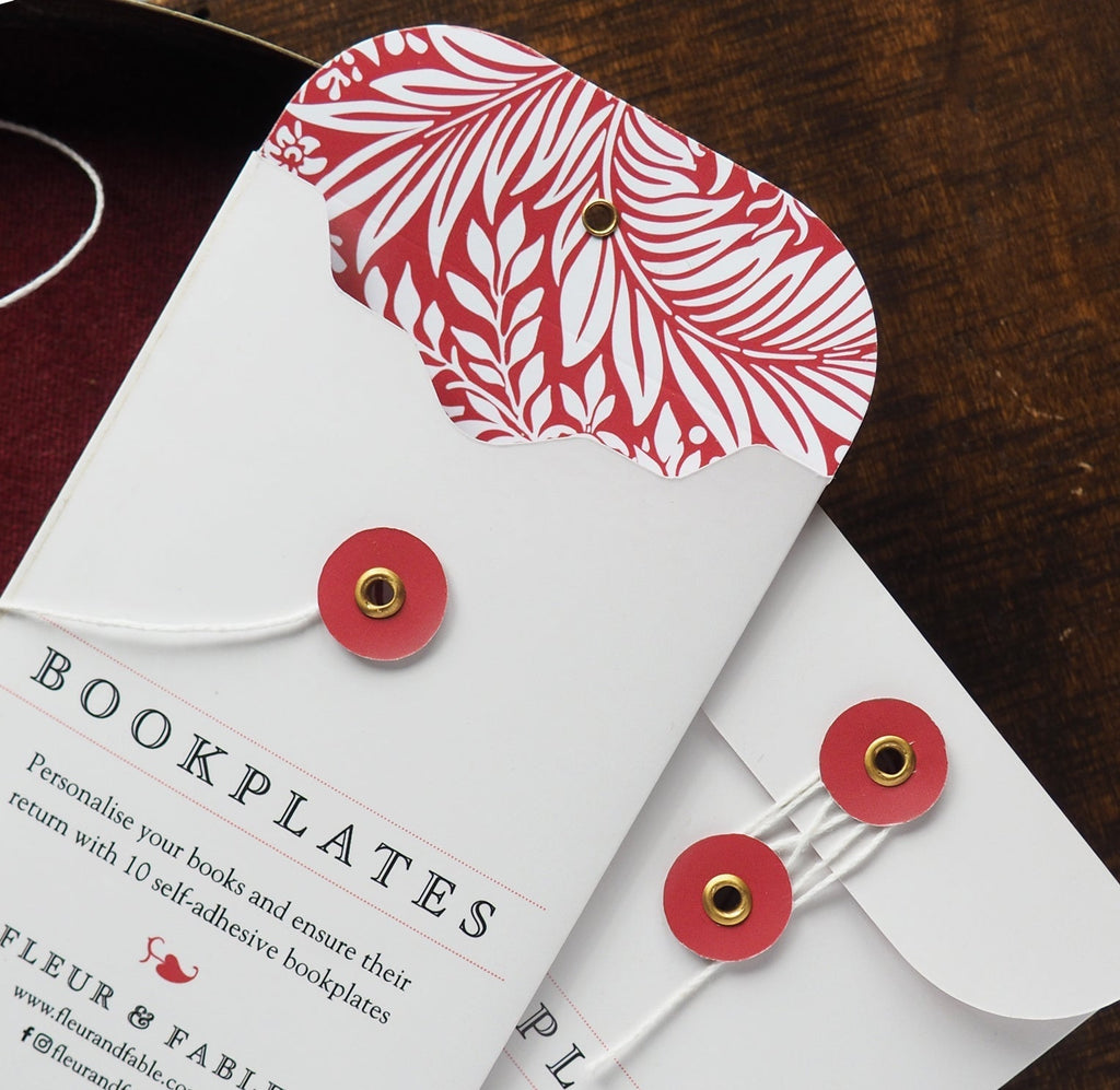 Bookplate string tie packaging open and closed